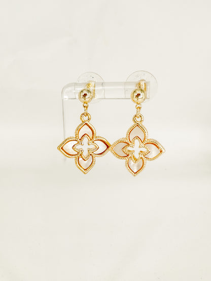 Plated MOP dangle clover earrings