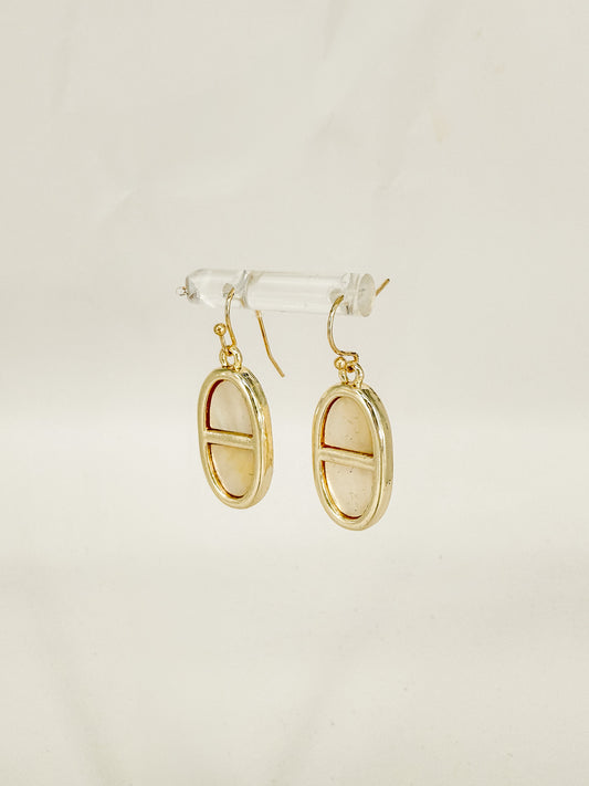 14K Oval bar Mother of Pearl earring