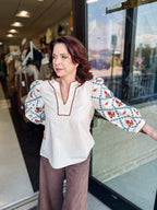 Luna Embroidered Sleeve Top!