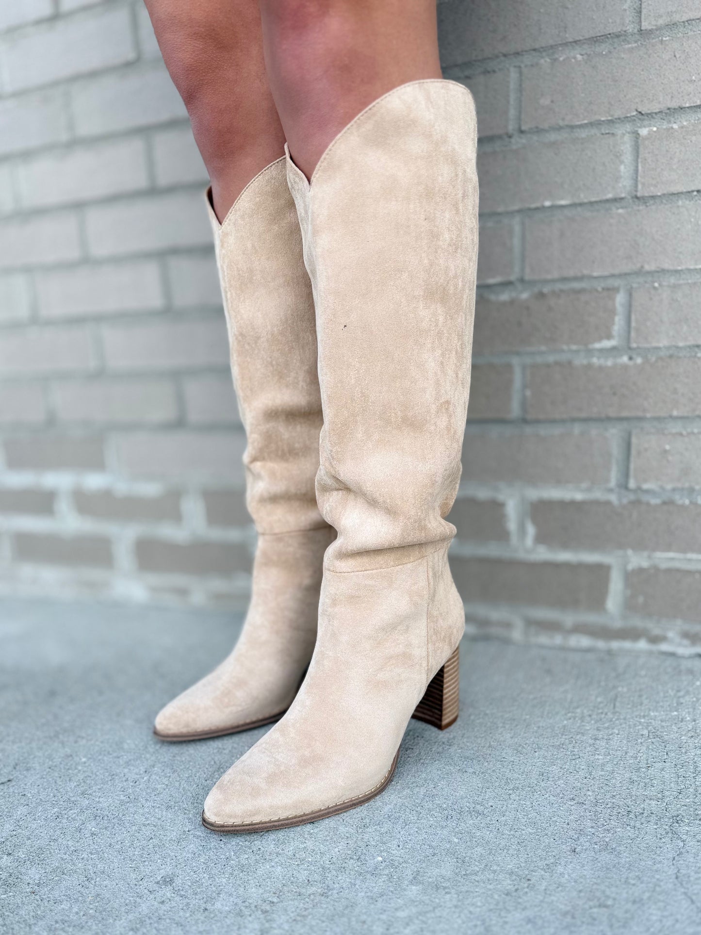 Naya Suede Boot🍦