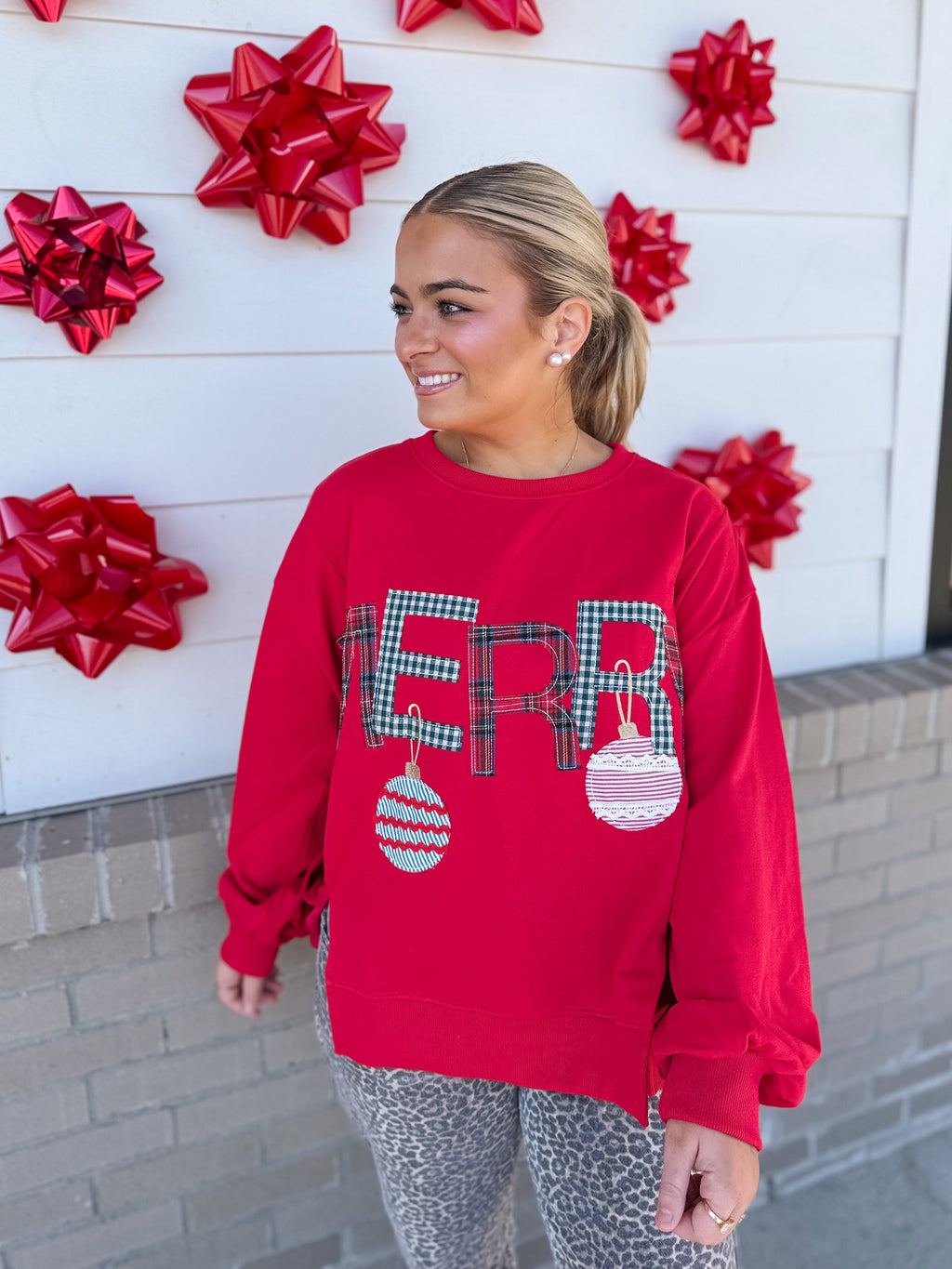 Merry Christmas Sweatshirt 🎁