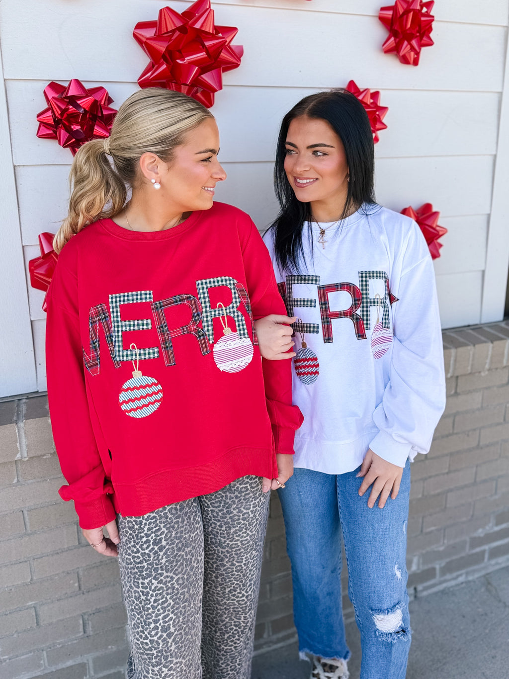 Merry Christmas Sweatshirt 🎁