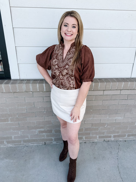 The Sedona Embroidered Peasant Top 🤎