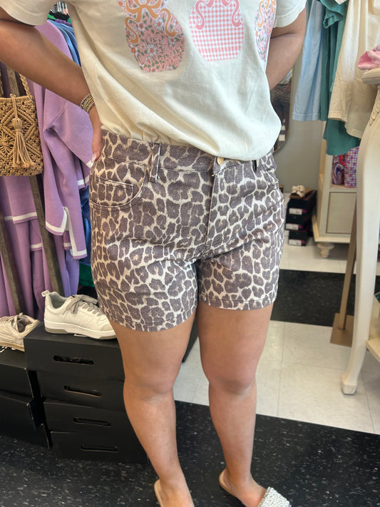 Fate Leopard Shorts
