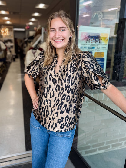 🐆 The Fallon Velvet Leopard Top