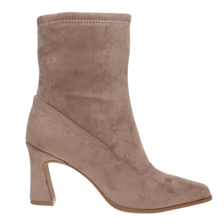 Madlen Boots