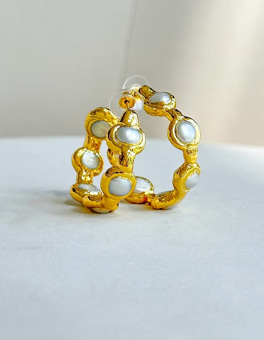 EE Paradise Hoops