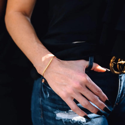 SJ Francis Bangle