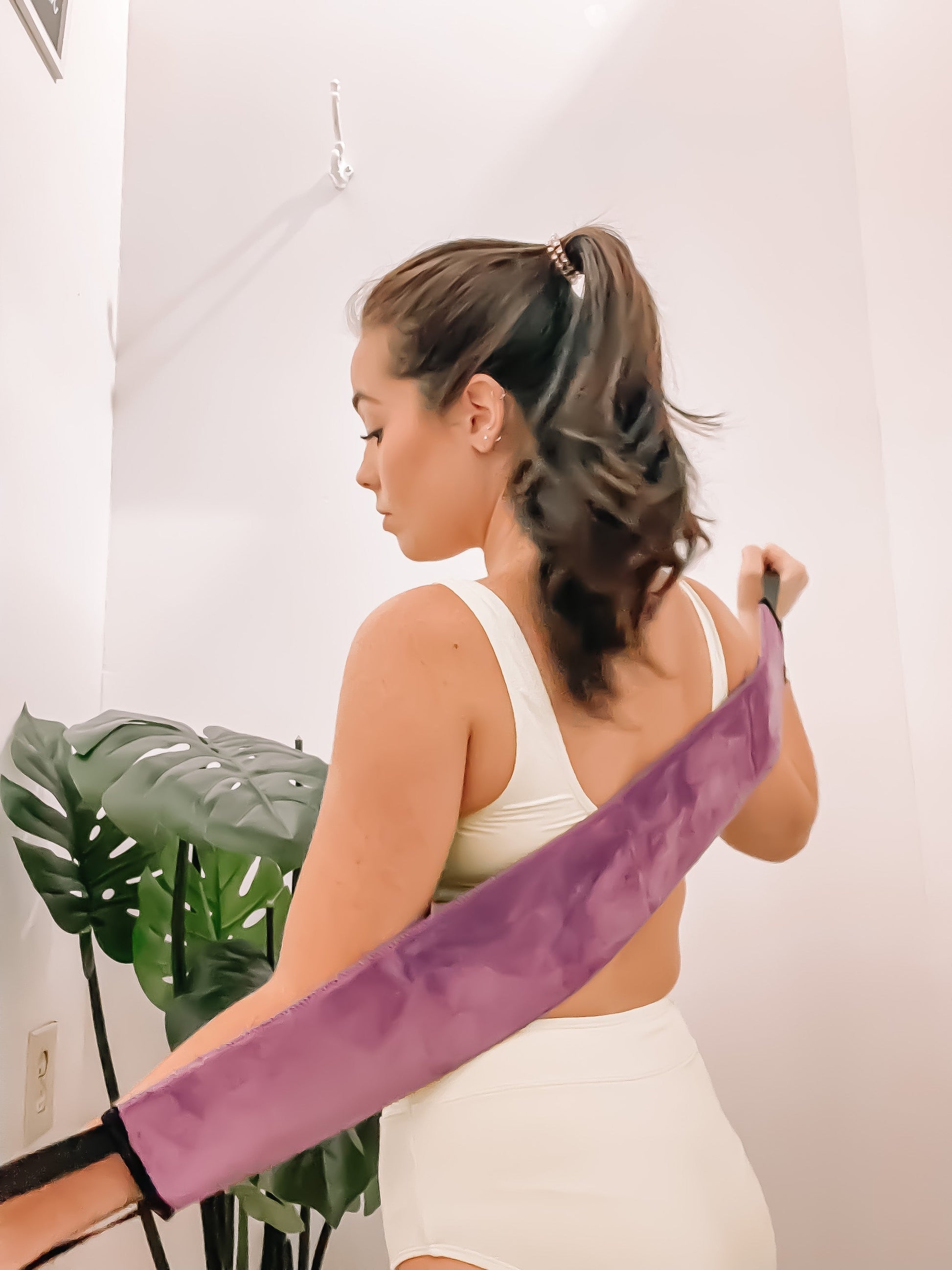 UV Back Applicator-250 - TMLL Beauty Co - Tan-Ultra Violet-[option4]-[option5]-[option6]-Leather & Lace Boutique Shop